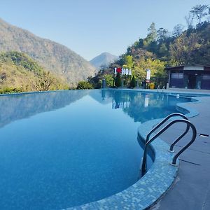 Hoa Resorts - Mountain View With Infinity Pool